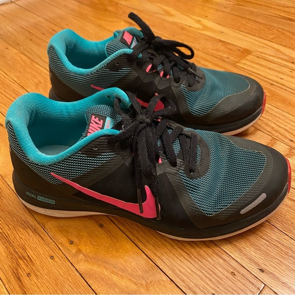 Nike Dual Fusion X2 Women's Running Shoe size 8 - Picture 1 of 11